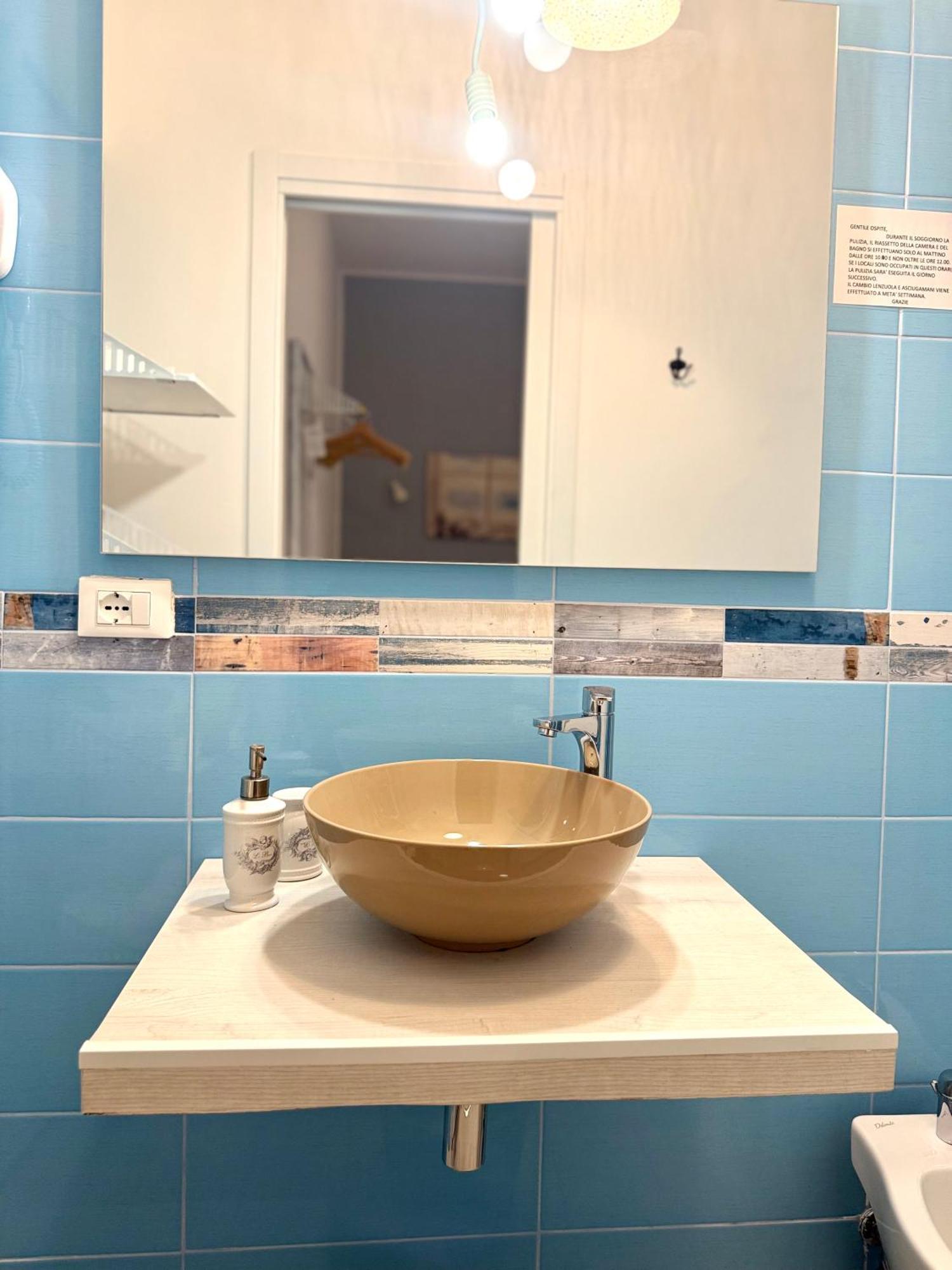Le Stanze Del Centro Hotel Termoli Ngoại thất bức ảnh