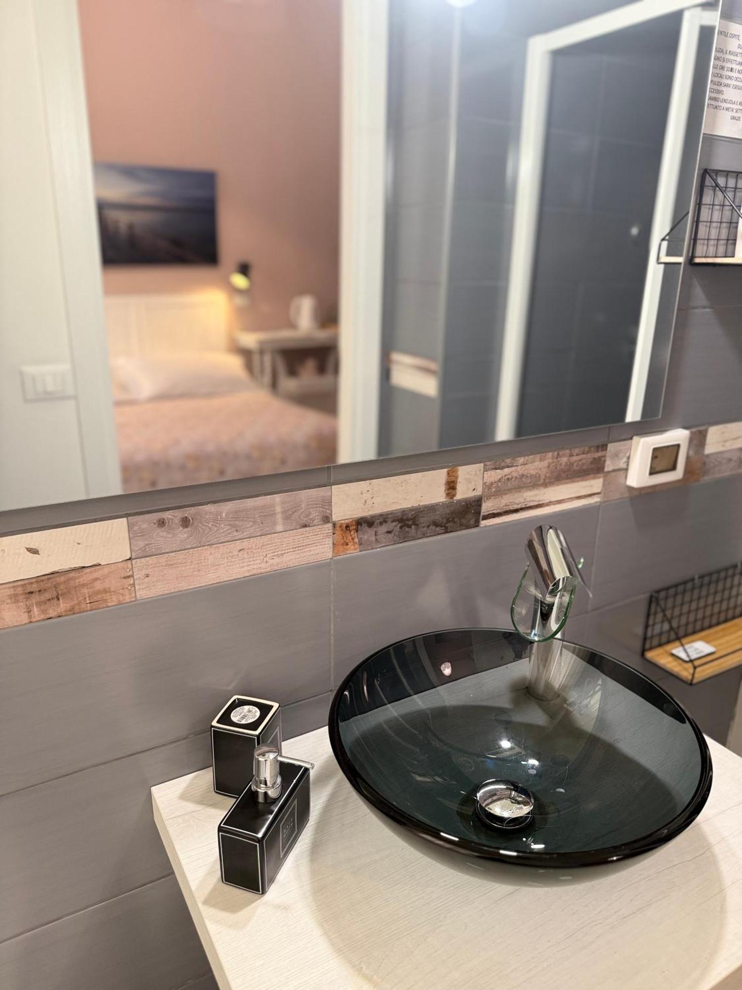 Le Stanze Del Centro Hotel Termoli Ngoại thất bức ảnh