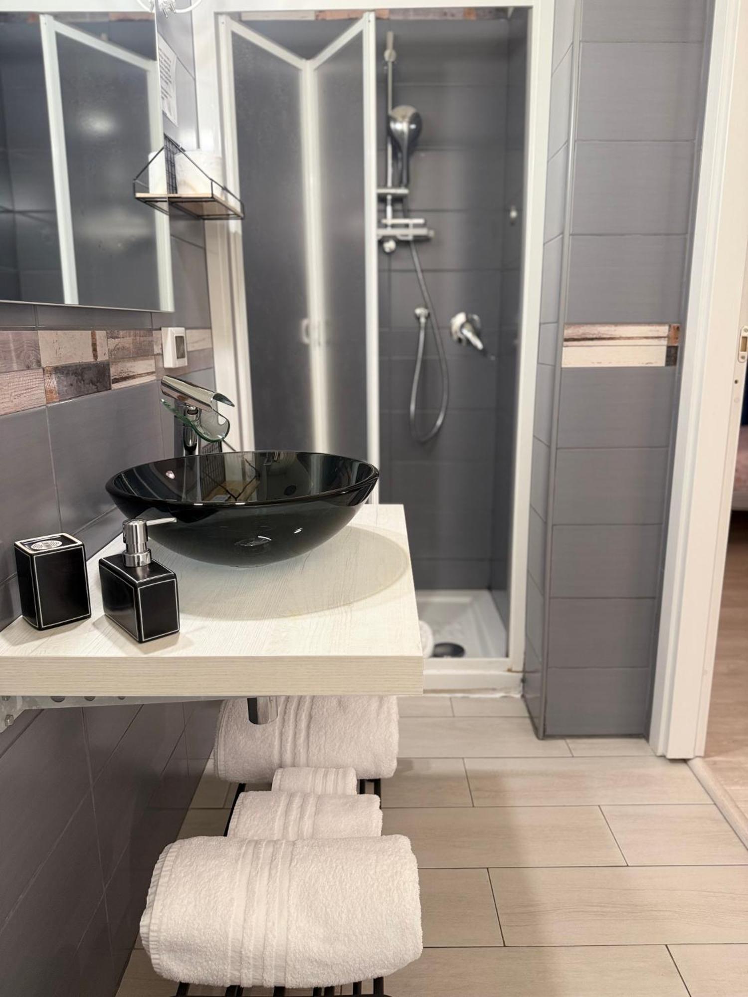 Le Stanze Del Centro Hotel Termoli Ngoại thất bức ảnh