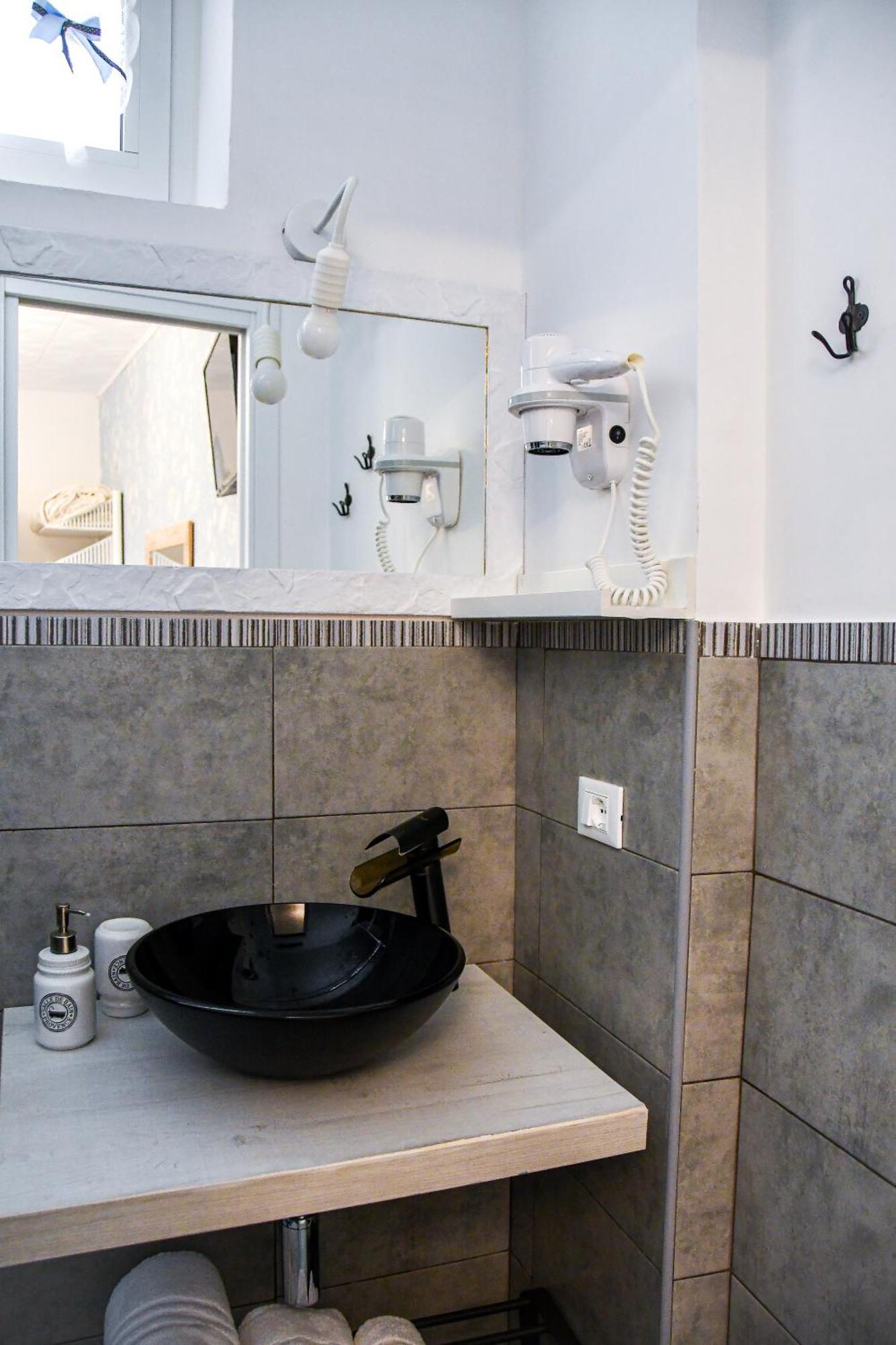 Le Stanze Del Centro Hotel Termoli Ngoại thất bức ảnh