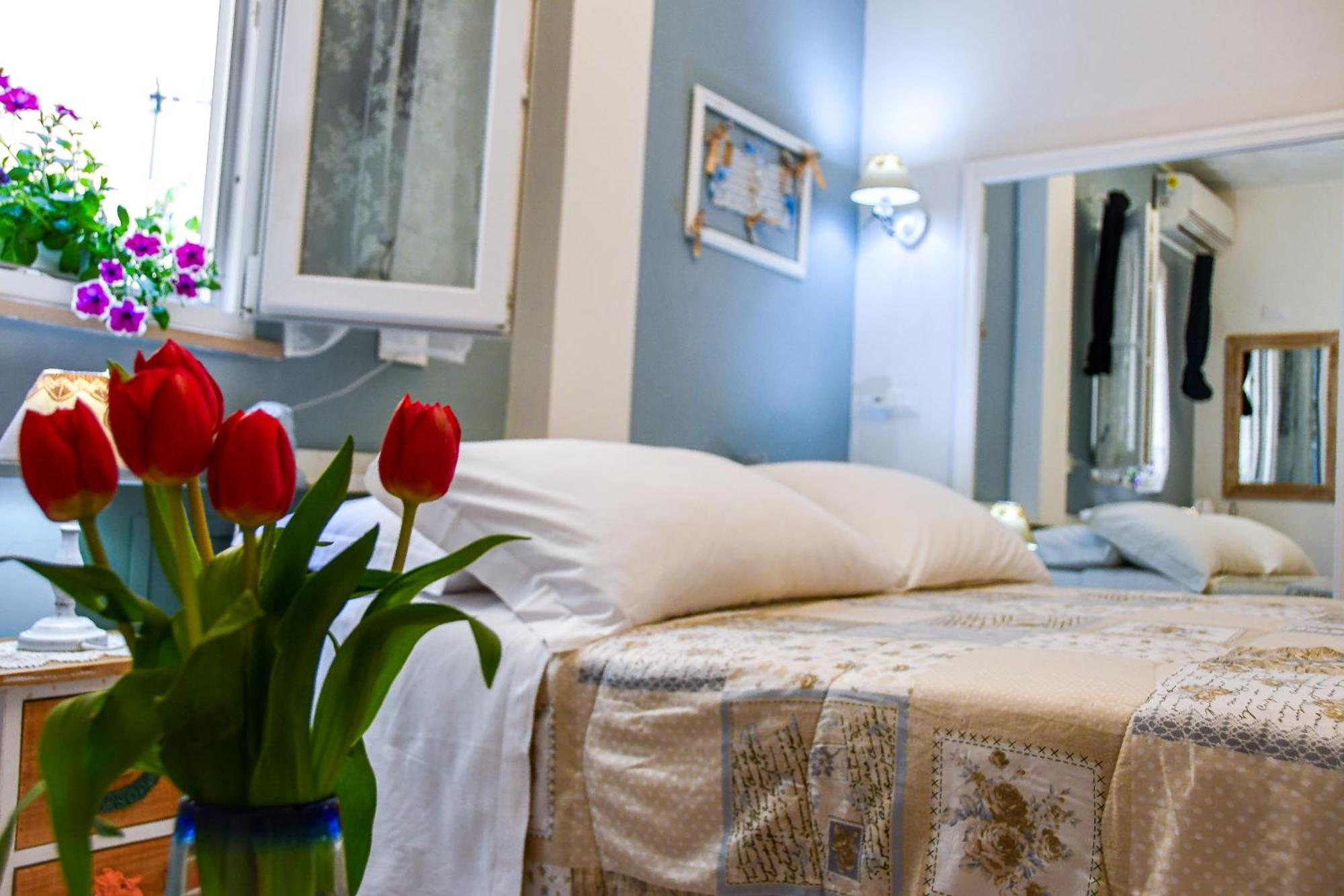 Le Stanze Del Centro Hotel Termoli Ngoại thất bức ảnh